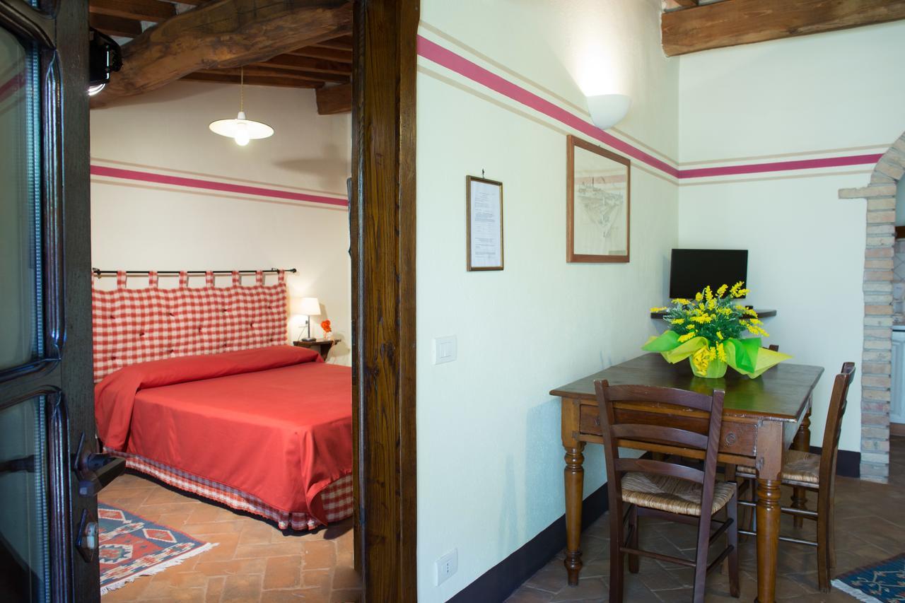 Residenza Storica Casale Pozzuolo Βίλα Cinigiano Δωμάτιο φωτογραφία